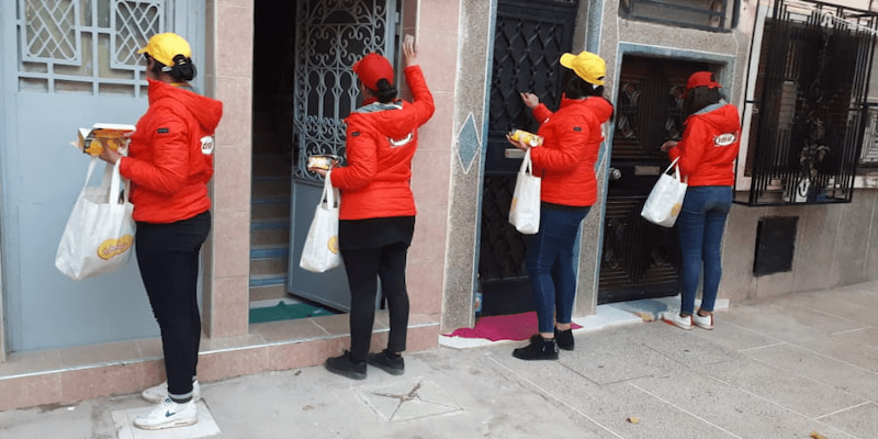 Door to door sampling (Nguồn ảnh: Kootoro)