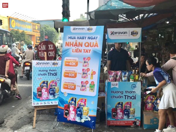 Booth và standee của thương hiệu Haby đặt tại chợ