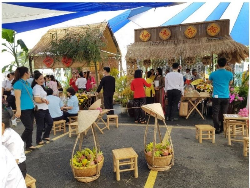 Gian hàng hội chợ quê