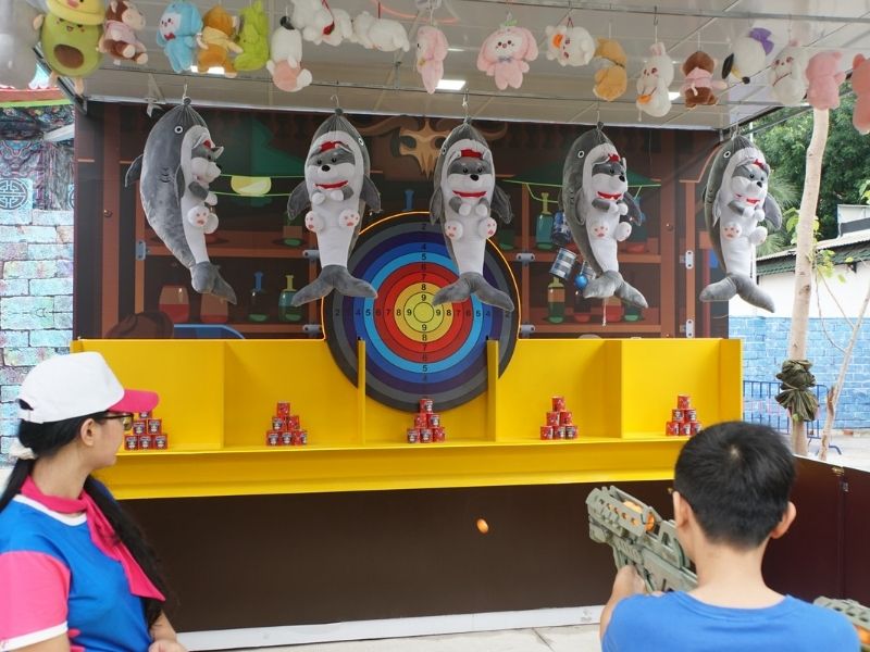 Gian hàng trò chơi bắn súng