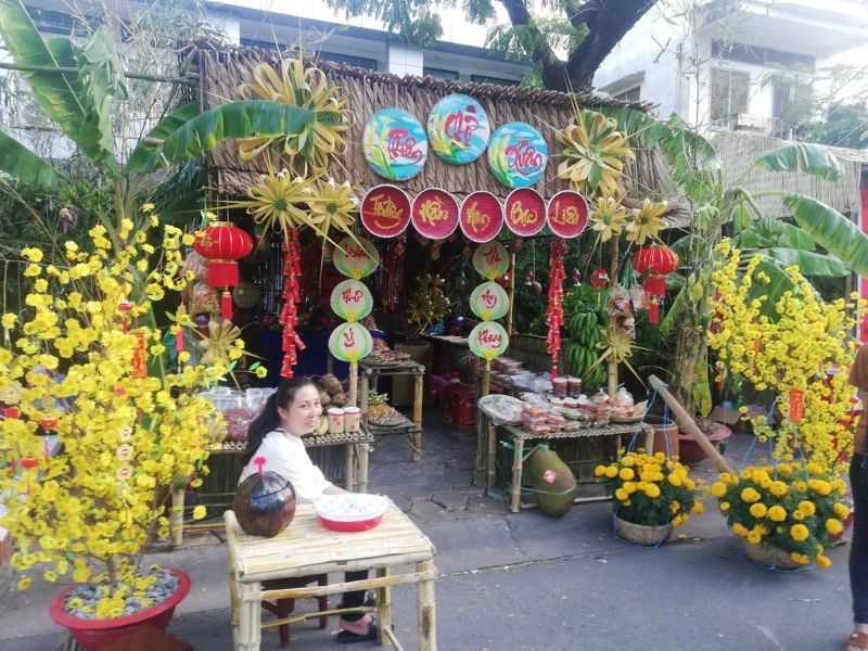 Gian hàng hội chợ quê ngày Tết
